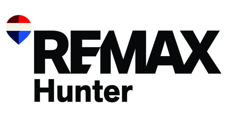LOGO_NUEVO_REMAX_ Hunter CMYK_NEGRO VECTORIZADO-01